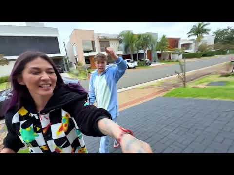 INVADIRAM A FESTA DO PIJAMA E ... ! *Socorro- Fran Japa