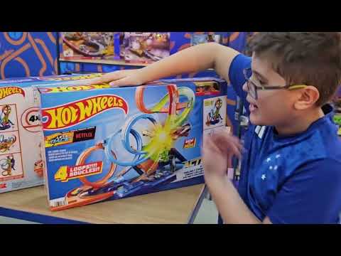 Visitamos uma loja oficial da Hot Wheels e foi uma experiência incrível! #hotwheels #carroshotwheels