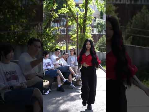 New video YOLO house 🏠 #yolohousemedia #blackpinkdance #dovetail #fashion #dancecover #homa #kpop