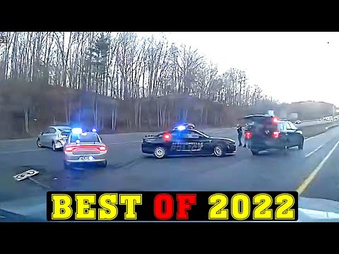 BEST OF 2022. Epic Brutal Police Chases & High Speed Pit Maneuver.