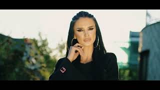 Bianca Sirbu - O printesa si-un golan [videoclip oficial]
