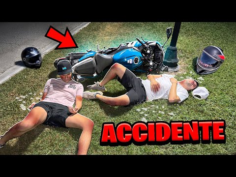 MIS AMIGOS SUFREN UN ACCIDENTE POR ROBARME MI MOTOCICLETA EN LA NOCHE *triste* - Yair17