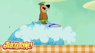 Buff Yogi at the Beach | Jellystone! | We Love Bears