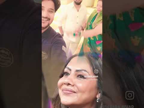 तुम मुझे निगाहें चुरा तो ना लोग.