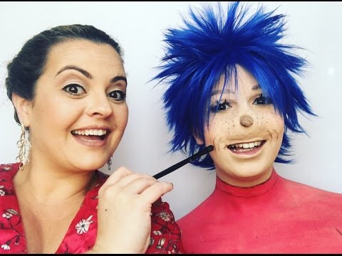 Thing 1 thing 2 The Cat in the Hat Makeup Tutorial