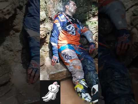 Solo era un paseo.... ๐๐๐๏ธ #enduro #hardenduro #recovery #motos #mxbikes