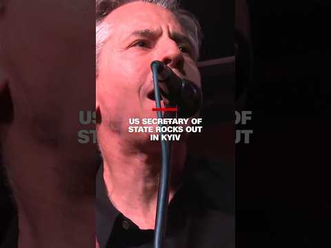 US Secretary of State rocks out in Kyiv