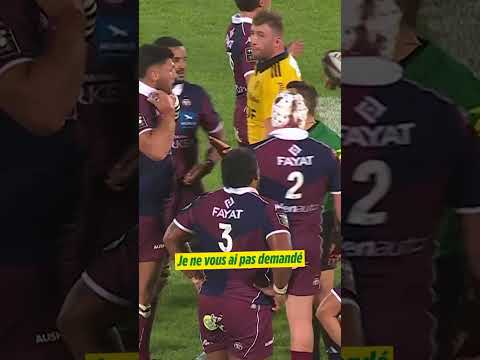TOP 14 : J1 - Grégory Alldritt s’incruste lors d’un échange entre l’arbitre et Cyril Cazeaux 😂