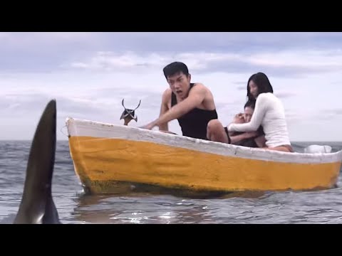 【合集】巨鲨来袭！美女茫茫大海独自求生，挑战生存极限！【巨鲨之夺命鲨滩 Huge Shark】 | 灾难/冒险 | 经典大本营