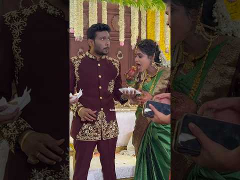 భార్యాభర్తల అనుబంధం చూడండి Soniya & yashpal సీమంతంలో ఒకే ప్లేట్లు ఇద్దరు కలిసి తింటున్నారు