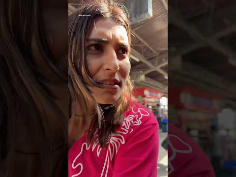 Esko kam wali bayi bol skte hai kya ?? waise mai to hun hi kamwali didi 🤣