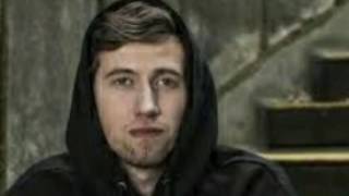 FADID - SHING BY ALAN WALKAR. THIS IS A FABULAS SONG IN HOLLY WOOD