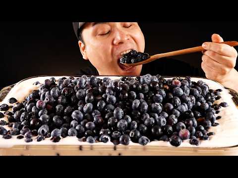 달콤한 블루베리를 요거트에 가득 부어서 먹방~!! Blueberry Yogurt