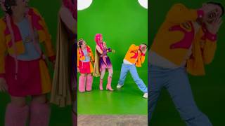 La vaca Lola 🐄 🐮 Luli Pampin y los Meñiques de la casa #baile #trending