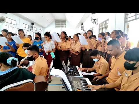 PADUAN SUARA SANPIO X