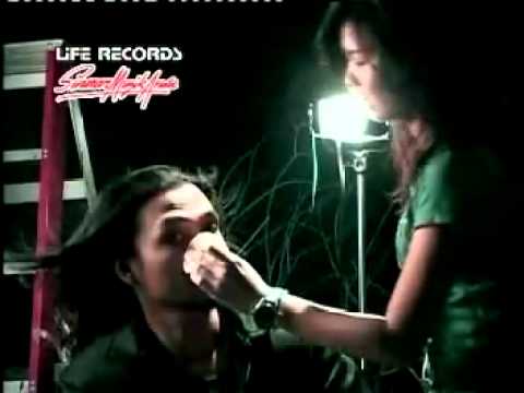 AXL-S – Andai Dapat Ku Undurkan Masa