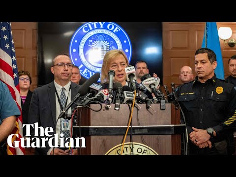 Maine shooting: 18 people killed and shooter still at large, says governor