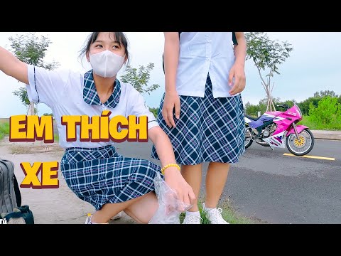 Tú le và Nữ sinh trung học lần đầu gặp moto Kawasaki siêu cổ