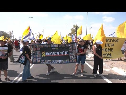 Israelis block junction in Beeri as they rally for release of Gaza hostages | AFP