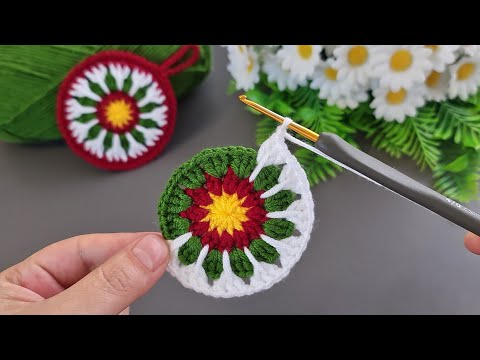 Wow!.. 🤩 Amazing.. Mini Christmas wreat ı crochet 🎄 Christmas wreath ornaments