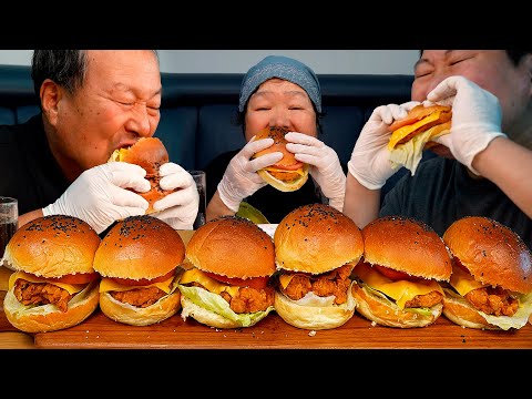 [🍔통살치킨버거🍔] 두툼한 패티까지 직접 만든 수제 통살치킨치즈버거! (Homemade Chicken Cheese Burger) 요리&먹방! - Mukbang eating show