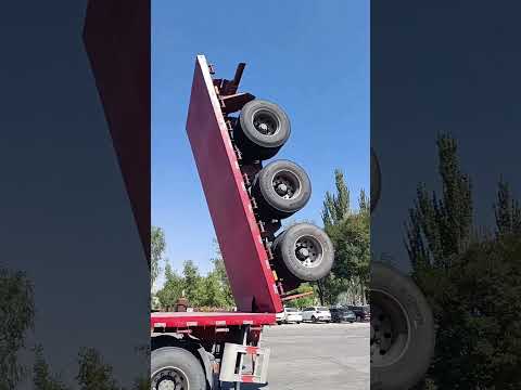 Satisfying Hydraulic Folding Ramp on This Lowboy Trailer ! 🚛💨
