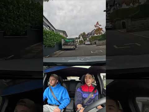 Schwarzfahrer im Gegenverkehr #fahrprüfung #fahrschule #führerschein #fahrstunde #fahrlehrer