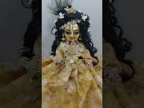 Krishan krishna Hare  #radhekrishnaa #laddu #trendingvideo #viral #radheshyam #popular #viralvideo