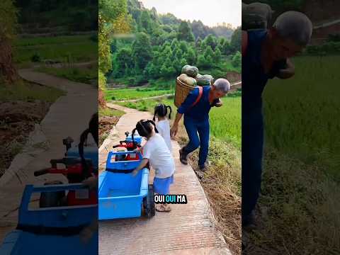 Grand-père, les citrouilles et l’aide des petites-filles ! 🎃👧👴🚜