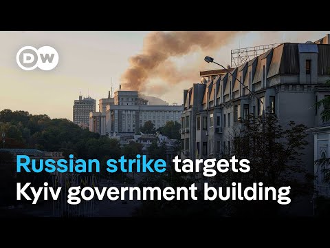 Russia strikes Ukrainian government building for the first time in war | DW News