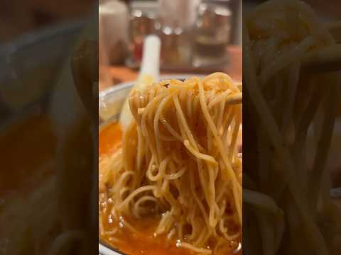 はしごの担々麺(だんだんめん)激辛は唯一無二
