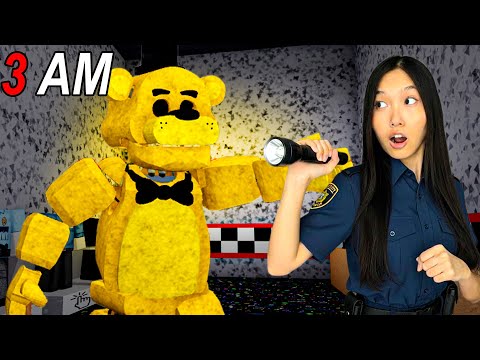 Playing the SCARIEST Roblox FNAF GAME AT 3AM... thumbnail