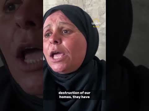Gazan bakes sweets for Eid