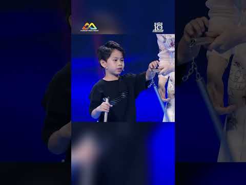 Siêu nhí kể chuyện u đầu vì luyện côn, được Trấn Thành gửi gắm tập luyện múa côn cho Hari Won