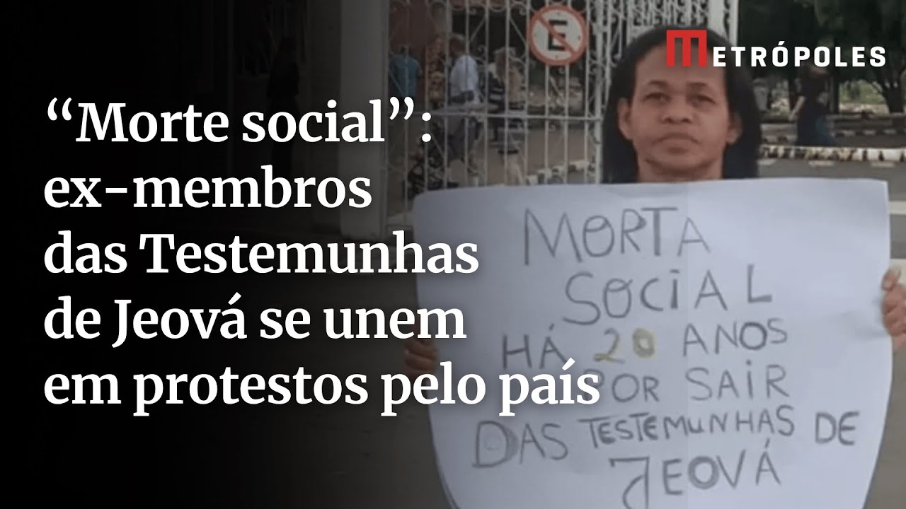 Ex-testemunhas de Jeová vão a cemitérios protestar contra a religião