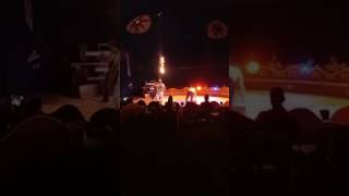 Fakir et jongleur au Cirque Franco-Belge