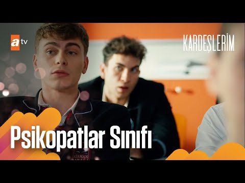 Sınıfa bir psikopat yeter derken dört oldu! - Kardeşlerim Arşiv Sahneler🎬