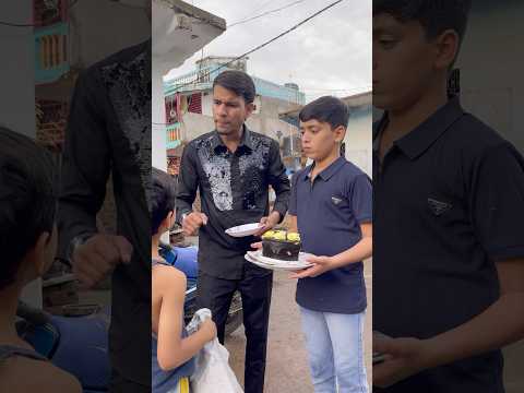 Nawaazish ne apna birthday cake de diya 😭🙏 #shorts #viralvideo #emotional #short #youtubeshorts