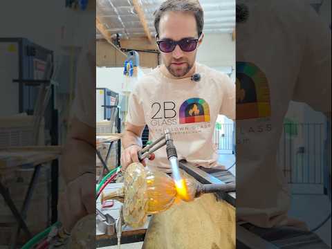 Blowing a Giant Iridescent Acorn Out of Glass 🍂 #glassblowing #glassart #satisfying #glasssculpture