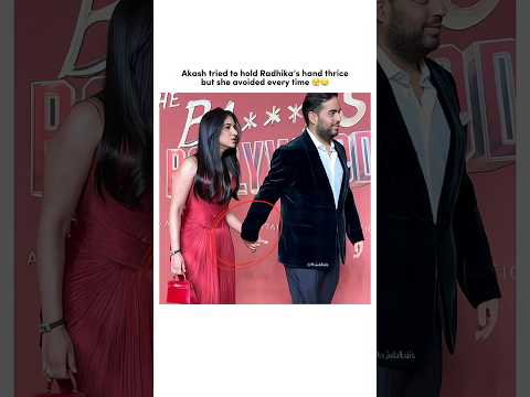Her hand says NO😅❤️‍🩹 #shorts #akashambani #radhikamerchant #shortvideo #viralvideo #trending