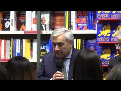 Tajani: "Si alla difesa comune europea, no all'economia di guerra"