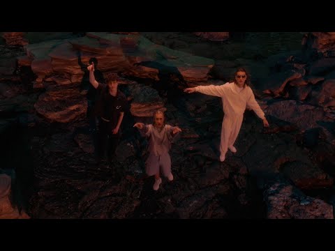 AVA - BACIO DI GIUDA feat. Mida & VillaBanks (Official Visual)