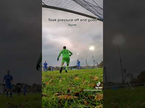 Conceded early✅ fingertip save✅ penalty✅ yellow card✅😅😭😂 #goalkeepergame #goalkeeperhighlights