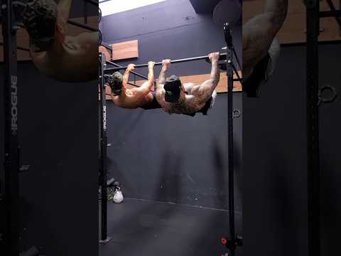 300 Lbs Front Lever with @bigs #calisthenics #shorts #pullups