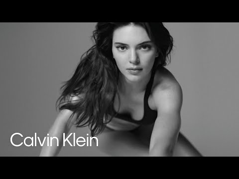Kendall Jenner in Calvins or nothing | Calvin Klein Spring 2023