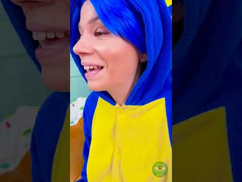 حيلة إزالة أحمر الشفاه بسهولة 💋 #قصيرة #أحمر_شفاه