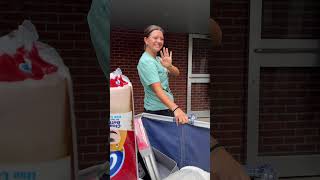 Who knew move-in day could be so fun 📦💙 To the Class of 2030, welcome to Salve 🎉🦅