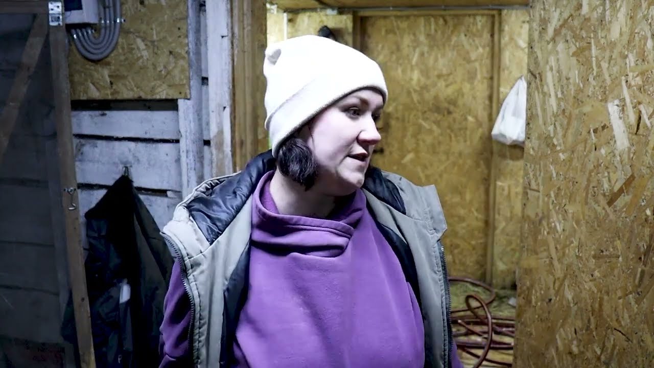 Он бросил из очередной беременности?