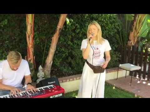 Astrid S' Performs 'Hurts So Good' LIVE!