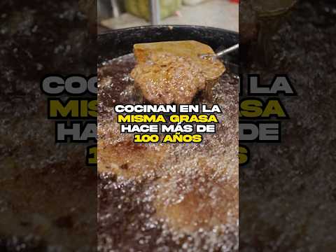 Cocinan en la misma grasa hace más de 100 años. ¿Probarías esta hamburguesa? 🍔 # Datazo